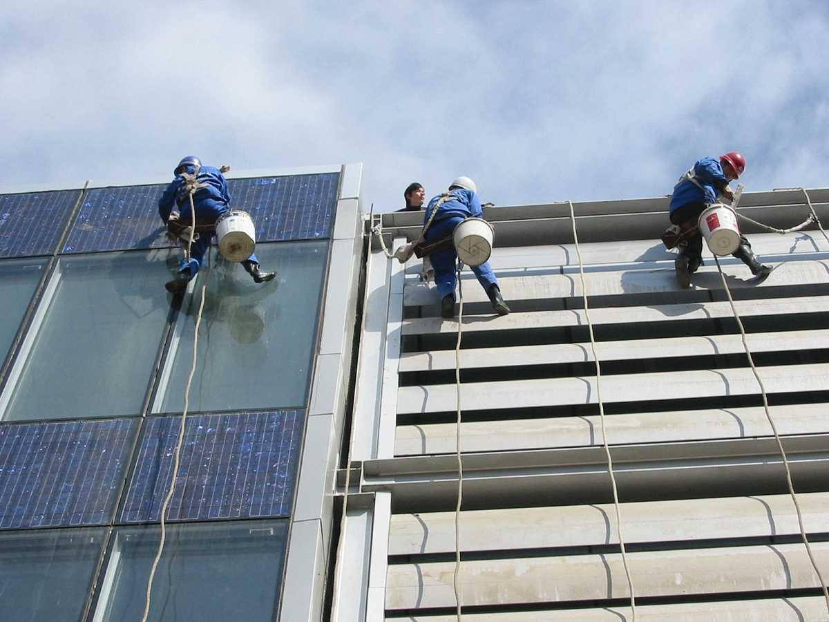 高空施工的安全事項